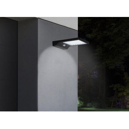 HÖFFTECH - LED zonne-wandlamp met bewegings- en schemersensor LED/3,7V 2200 mAh IP44