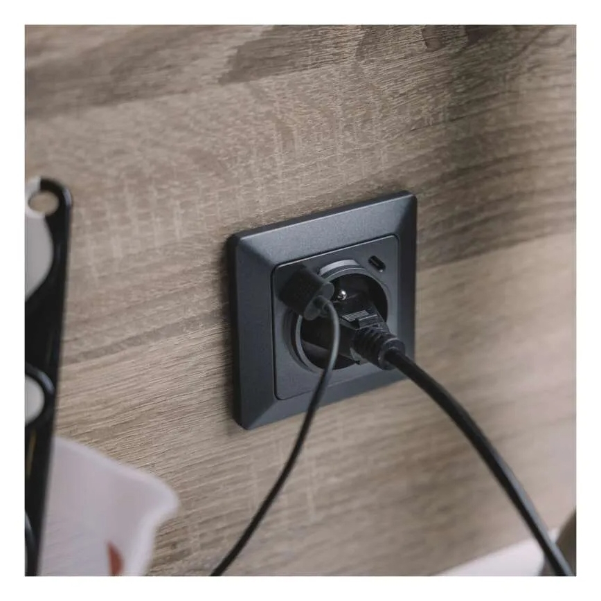 Huishoudelijke wandcontactdoos met USB-A+USB-C, Frans, 250V/16A, antraciet