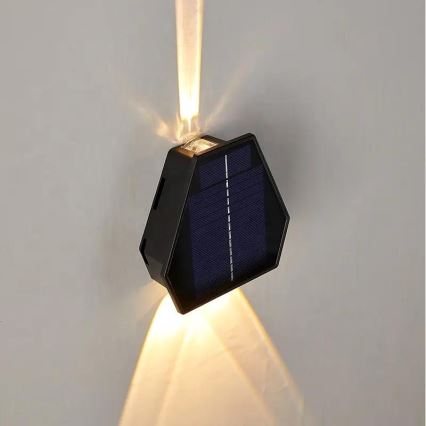 LED Solar wandlamp met sensor LED/2W/5V IP54 1300 mAh