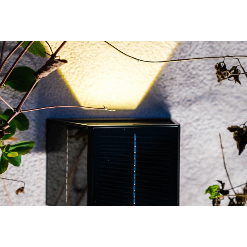 LED Solar Wandlamp met sensor LED/2W/5V IP54 1300 mAh