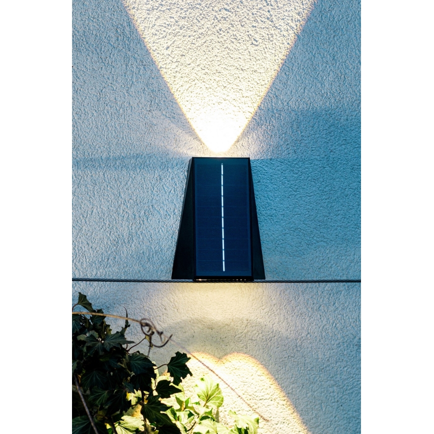 LED Solar wandlamp met een sensor LED/2W/5V IP54
