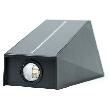 LED Solar wandlamp met een sensor LED/2W/5V IP54