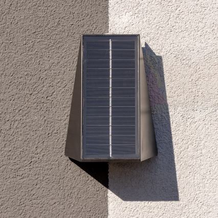 LED Solar wandlamp met een sensor LED/2W/5V IP54