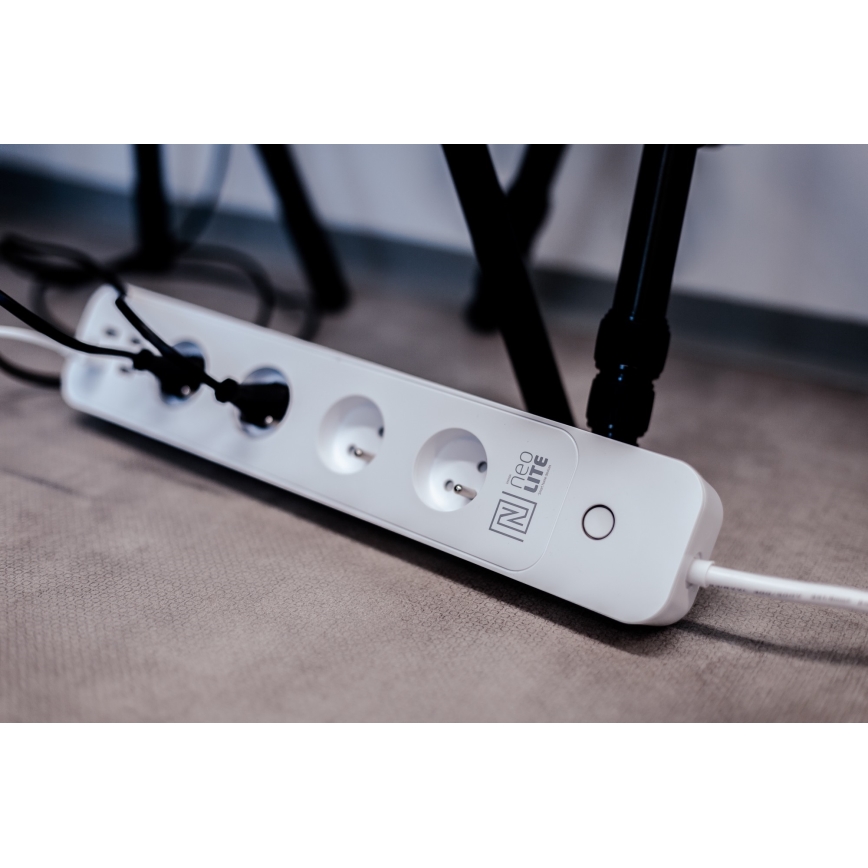 Immax NEO 07707L - NEO LITE Smart verlengkabel 4AC + 4USB Wi-Fi Tuya 1,5m