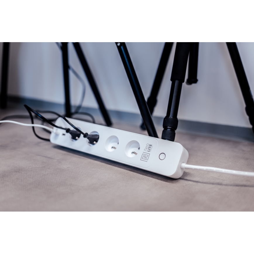 Immax NEO 07707L - NEO LITE Smart verlengkabel 4AC + 4USB Wi-Fi Tuya 1,5m
