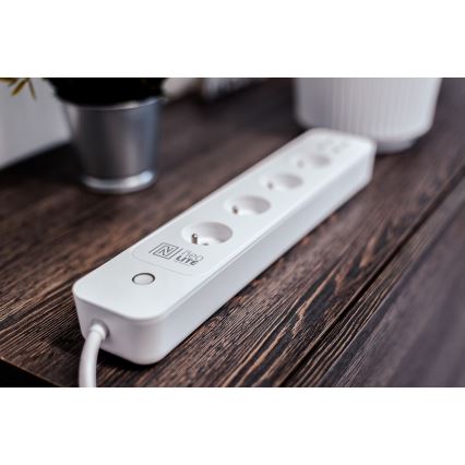 Immax NEO 07707L - NEO LITE Smart verlengkabel 4AC + 4USB Wi-Fi Tuya 1,5m