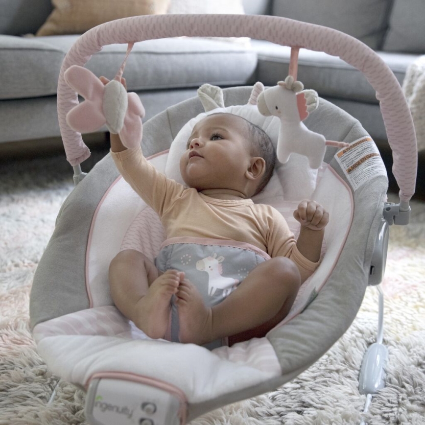 Ingenuity - Baby vibrerend ligbed met melodie FLORA THE UNICORN 3xC