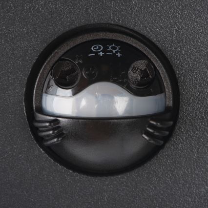 LED buitenwandlamp met bewegings- en schemersensor REKA LED/7W/230V IP54 antraciet hoekig