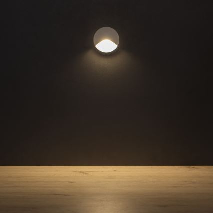 LED trapverlichting EXIN LED/2,5W/230V 3000K IP65 wit rond