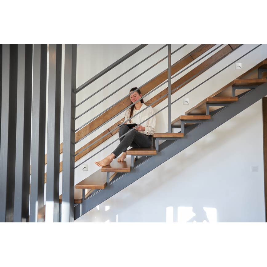 LED traparmatuur EXIN LED/2,5W/230V 4000K IP65 wit vierkant