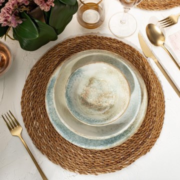 Kleurrijke 18-delige serviesset van porselein