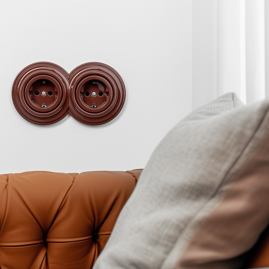 Kliklap - Dubbele retro wandcontactdoos met afdekraam, 230 V, bruin