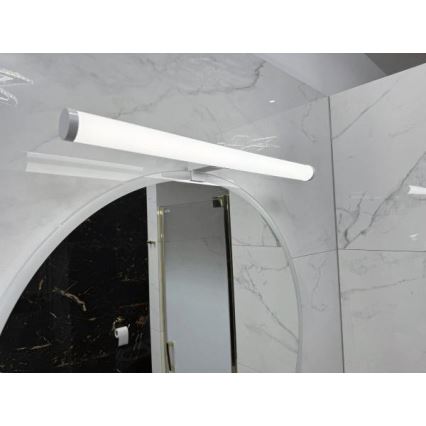 LED badkamerspiegelverlichting/12W/230V 59,5 cm IP44 wit