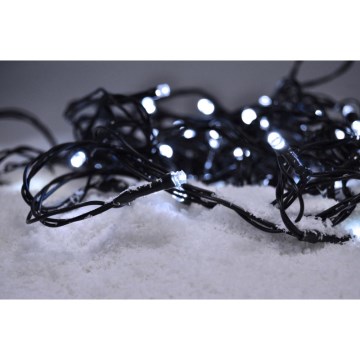 LED Buiten kerstverlichting 50xLED/8 functies/3xAA 8m IP44 koud wit