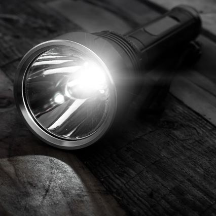 LED Dimbaar oplaadbaar zaklamp LED/20W/5V IPX5 1570 glanzend 8400 mAh