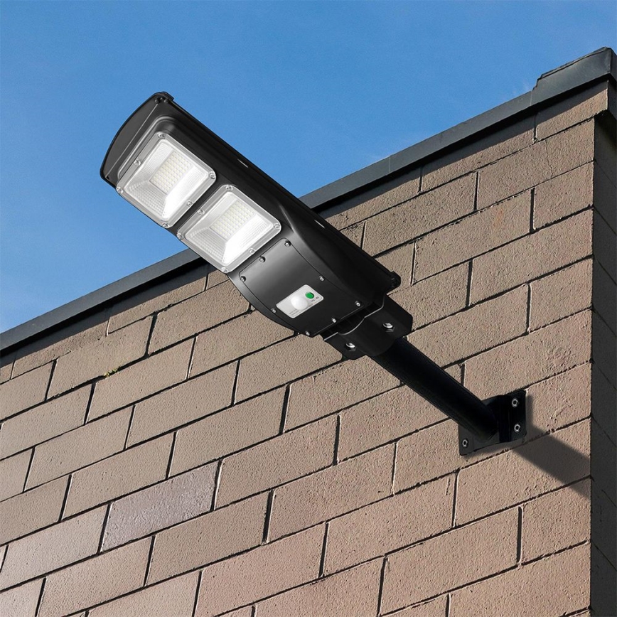 LED dimbare solar straatlamp met bewegings- en schemersensor LED/8W/3,2V 6000K IP65 9000 mAh zwart + afstandsbediening