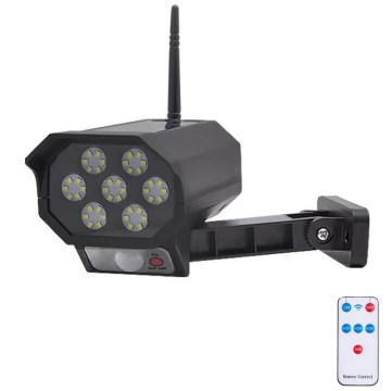 LED Dummy bewakingscamera met sensor en met een zonnepaneel LED/5W/5,5V IP65 + afstandsbediening