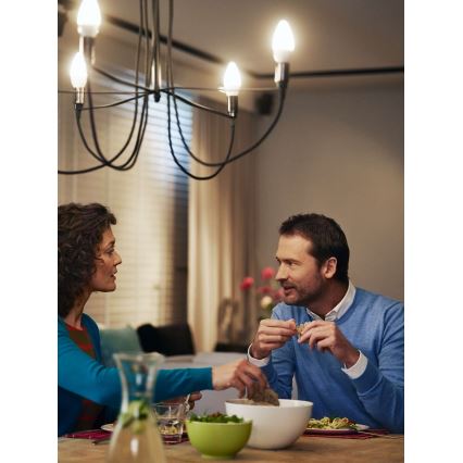 LED kaars Philips E14/4W/230V 2700K