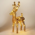 LED kerstdecoratie 30xLED/3xAA 37 cm warm wit rendier/goud