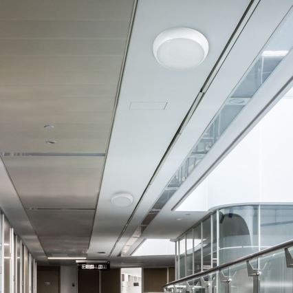 LED Noodplafondlamp met sensor LED/8W/16W/20W/230V IP65 3000/4000/6500K diameter 32 cm