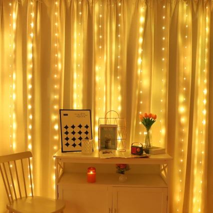LED RGB Dimbaar Kerst gordijn WIZARD 300xLED/USB 3x3m + afstandsbediening