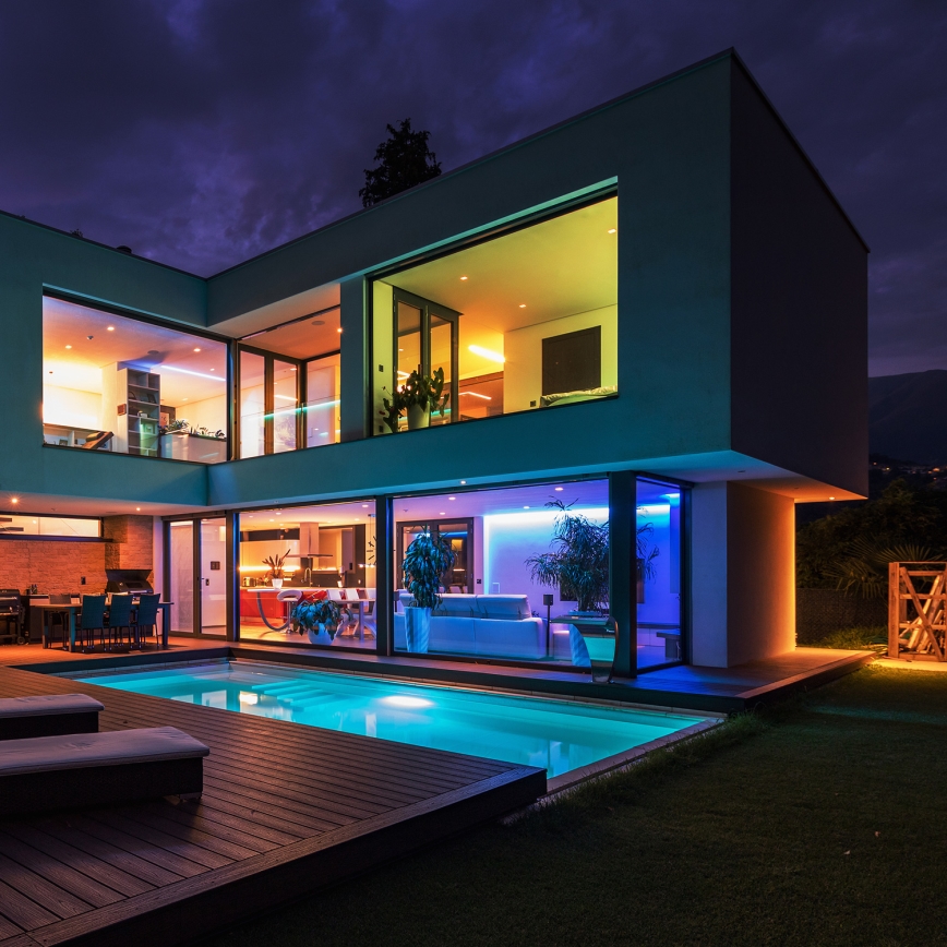 LED RGBW Dimbare Badkamer Strip LED/7,5W/12V IP65 3m Wi-Fi Tuya