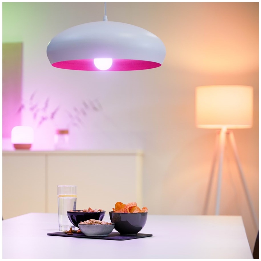 LED RGBW dimbare lamp A60 E27/8,5W/230V 2200-6500K  CRI 90 Wi-Fi + afstandsbediening - WiZ