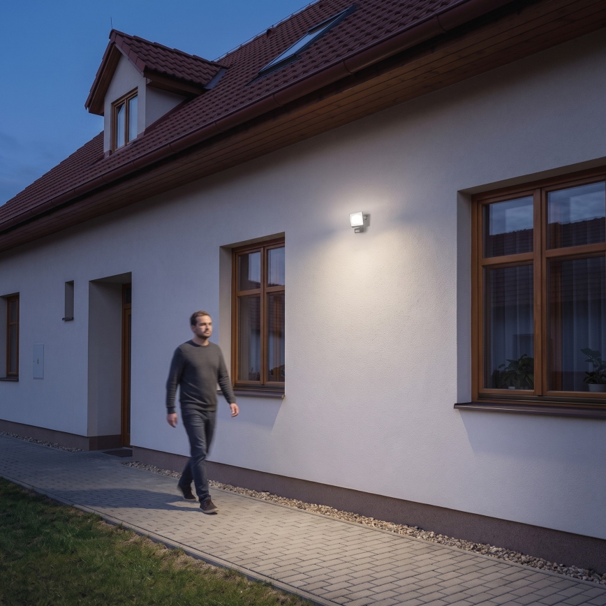 LED-schijnwerper met bewegings- en schemersensor TAMBO EVO LED/20W/230V 4000K IP44 zwart