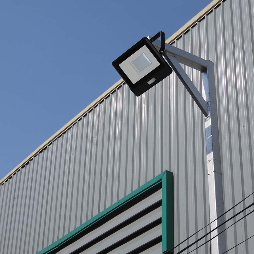 LED Schijnwerper met sensor LED/50W/230V 4000K IP65 zwart