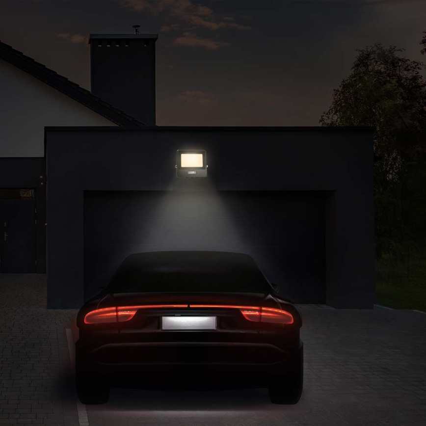 LED Schijnwerper met sensor LED/50W/230V 4000K IP65 zwart