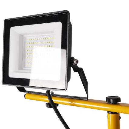 LED-schijnwerper met statief 2xLED/50W/230V 6500K IP65 geel