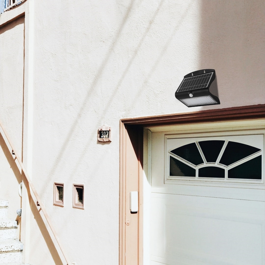 LED Solar lamp met een bewegings- en schemersensor LED/6,8W/4000 mAh 3,7V IP65