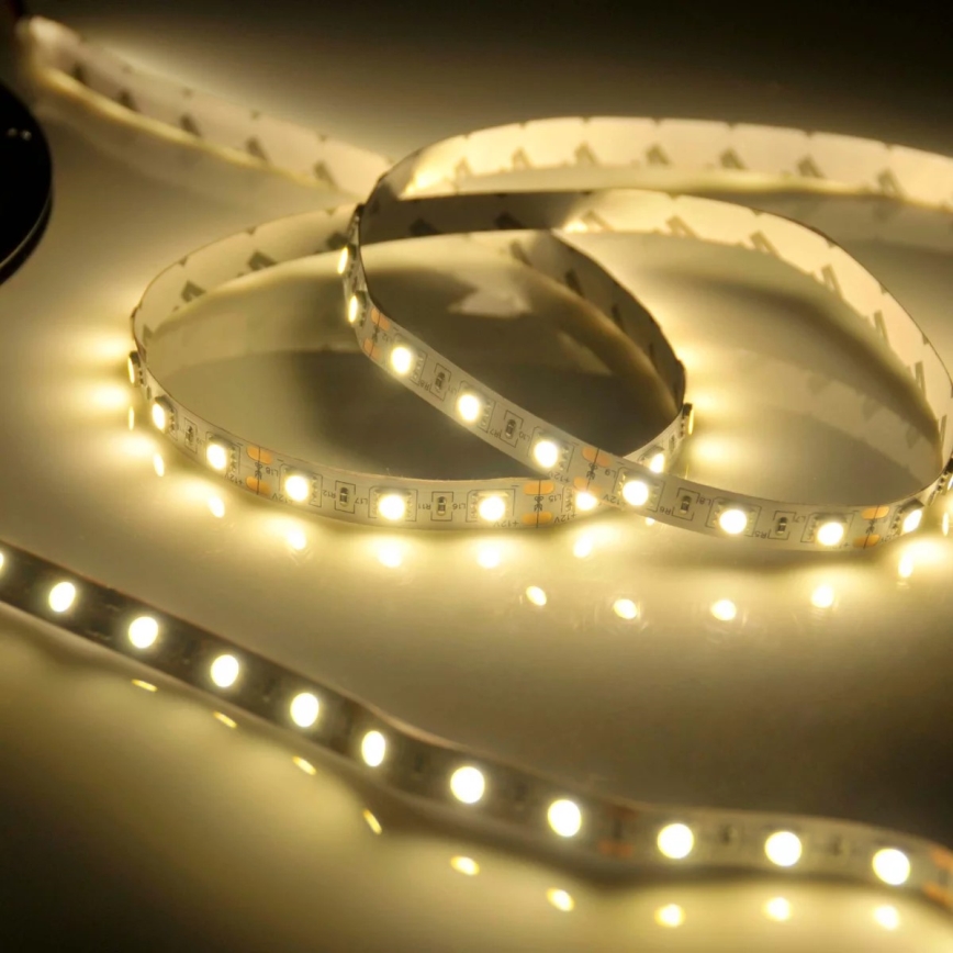 LED Strip badkamer 5m LED/45W/12V IP65 wit