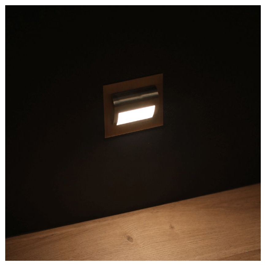 LED Trappenhuis Lamp DECORUS LED/1,2W/12V 4000K messing