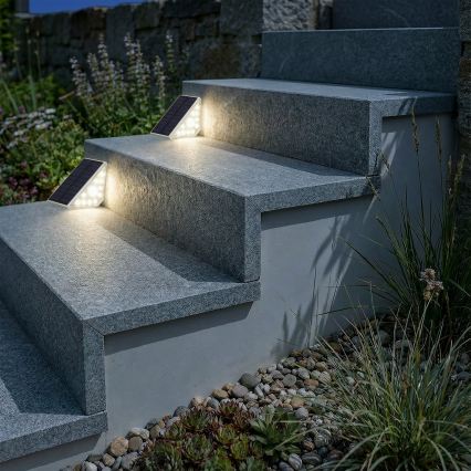 LED-zonnelamp met sensor ARI LED/4,5W/3,7V 600 mAh IP44 wit