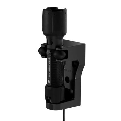 Ledlenser P5R PRO - dimbare, oplaadbare LED-zaklamp met 920 mAh batterij, IP68, 750 lm, 18 uur, zwart