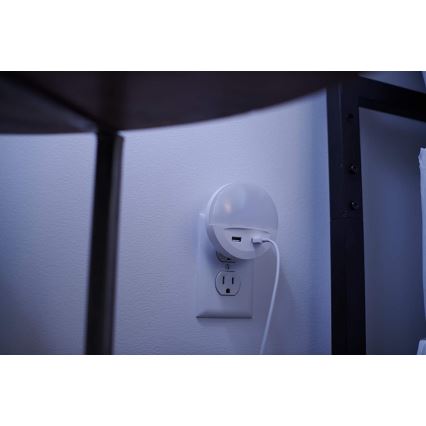 Ledvance - LED nachtlampje voor in het stopcontact met sensor LUNETTA 2xUSB LED/13W/230V