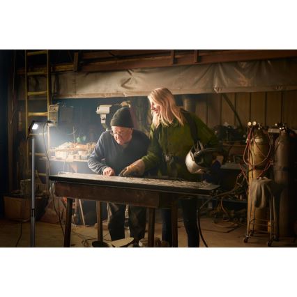 Ledvance - LED Schijnwerper voor buiten met houder WORKLIGHT TRIPOD LED/20W/230V 6500K IP65