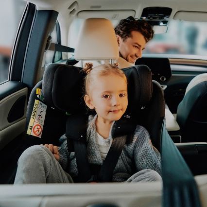 Lionelo - Draaibare autostoel BRAVE i-Size met basis 40-150 cm Zwart Carbon