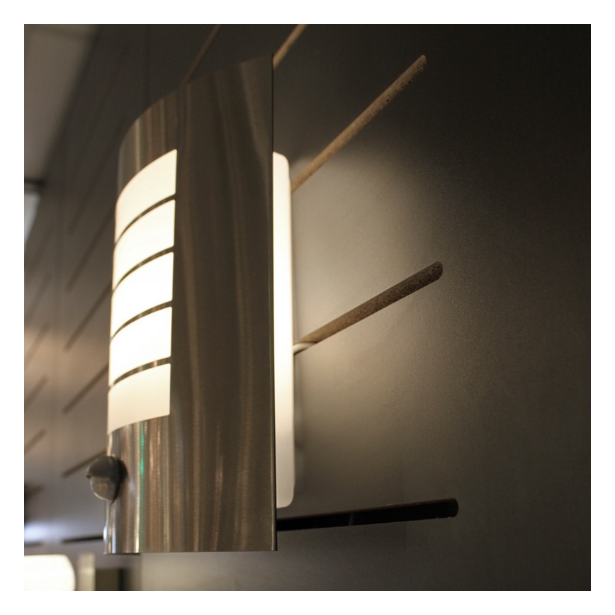 Massive 17014/47/10 - Sensor buitenlamp OSLO 1x E27 / 60W IP44