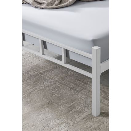 Metalen tweepersoonsbed ORMEL 120x200 cm, wit, draagkracht 120 kg