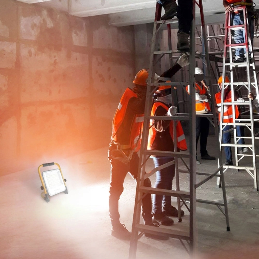 Oplaadbare LED-schijnwerper met statief LED/50W/3,2V 4500K 5000 mAh IP65 oranje