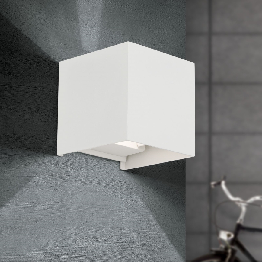LED Wandlamp voor buiten CUBE 2xLED/3W/230V IP54 wit
