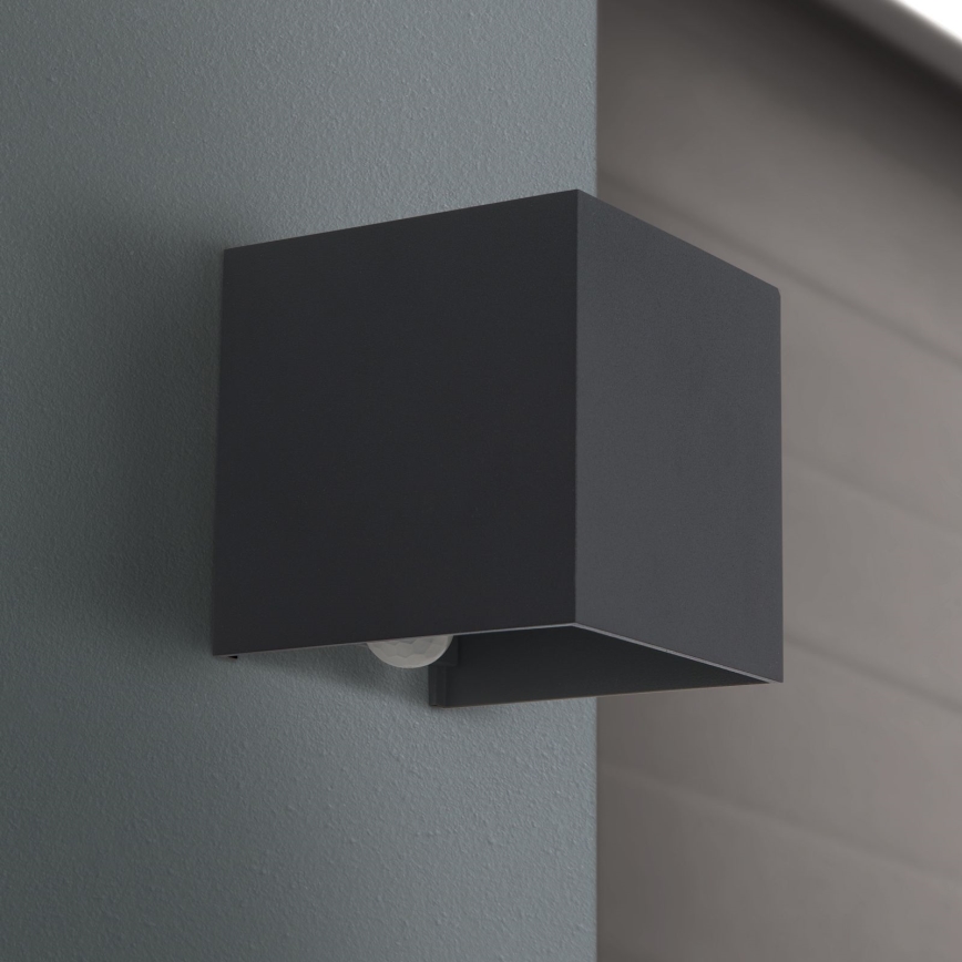 LED Buitenwandlamp met bewegings- en schemersensor CUBE-S LED/13W/230V IP54 antraciet