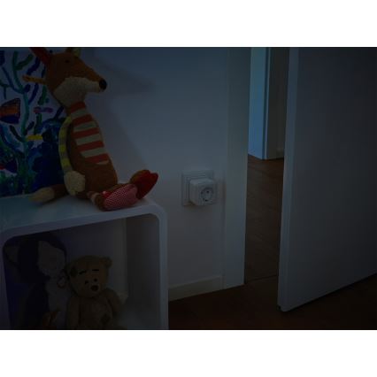 Osram - Dimbare LED slimme stekker met verlichting SCHUKO SMART+ NIGHTLIGHT 3680W/230V Wi‑Fi