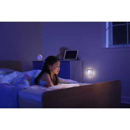 Osram - LED-nachtlampje voor stopcontact met sensor en USB LUNETTA LED/12,5W/230V wit