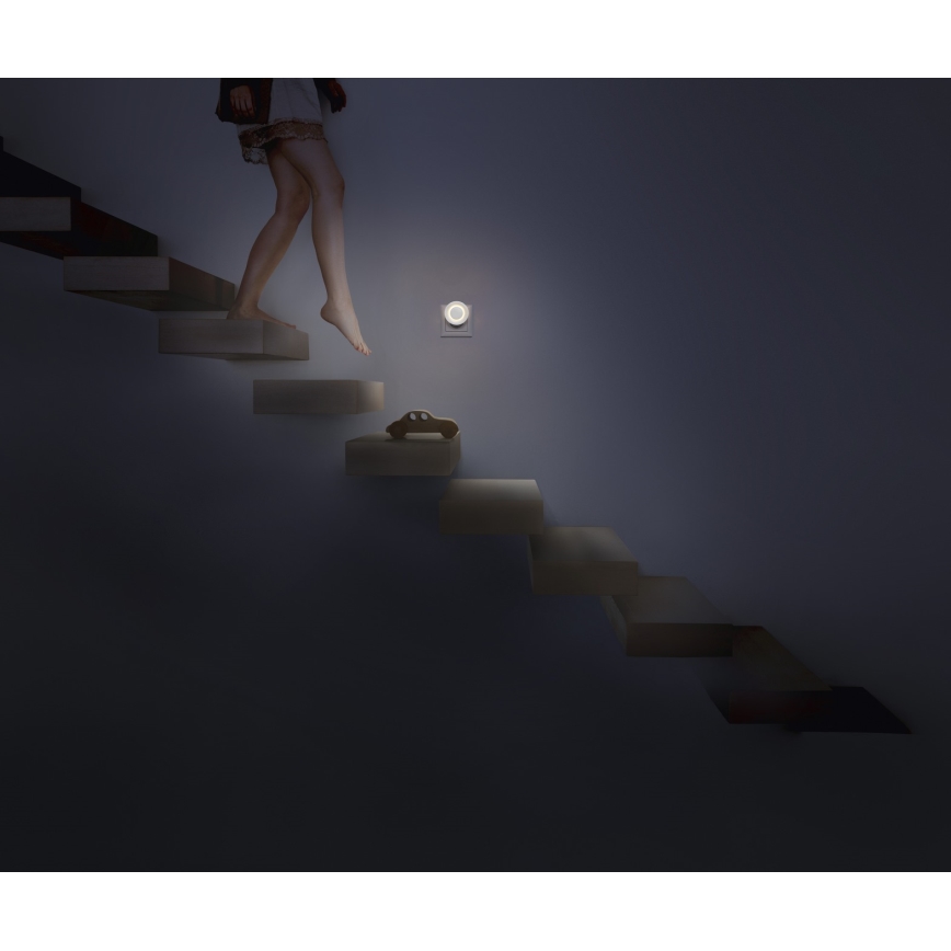 Osram - LED-nachtlampje met bewegings- en schemersensor LUNETTA LED/0,31W/230V wit