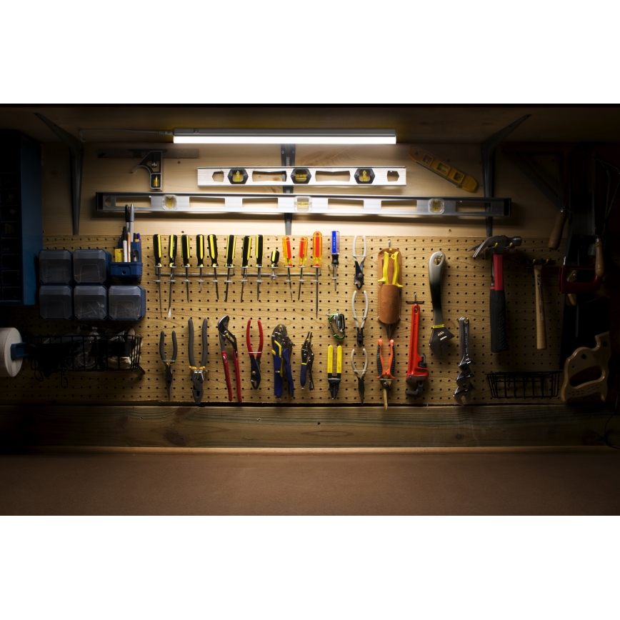 Osram - LED-balkarmatuur met bewegingssensor BATTEN LED/14W/230V 120 cm wit