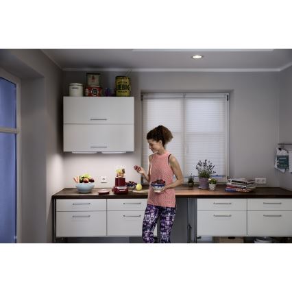 Osram - LED-onderbouwlamp met bewegings- en schemersensor LINEARLED LED/1,9W/6V 4xAA 4000K 21,4 cm wit