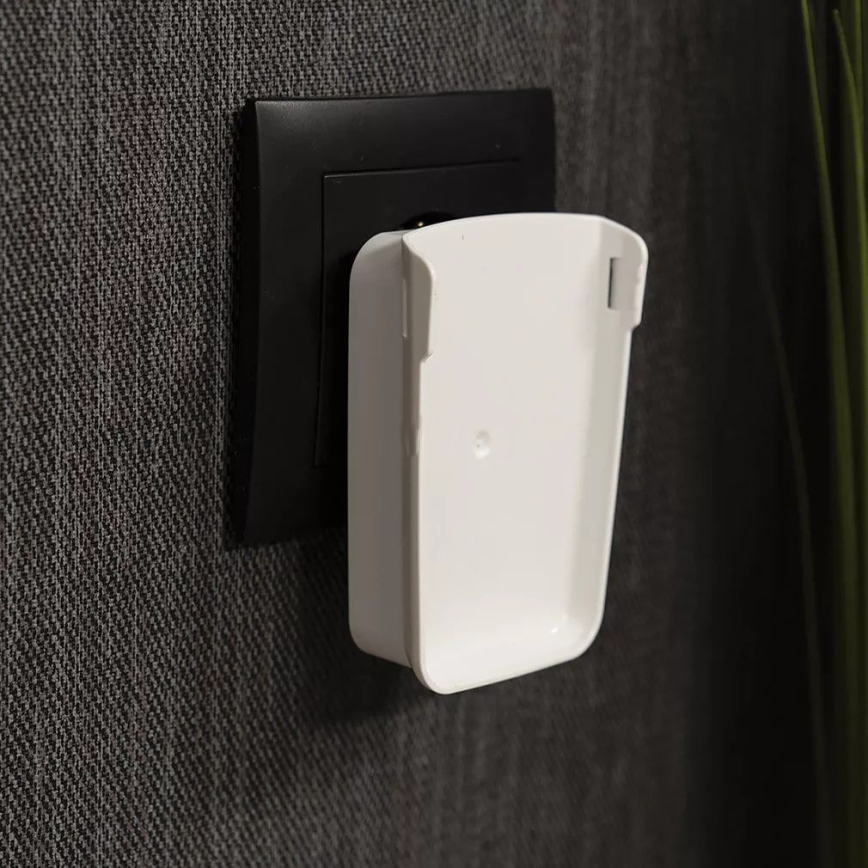 Osram - LED-oriëntatielamp voor in het stopcontact met sensor LUNETTA LED/2W/230V